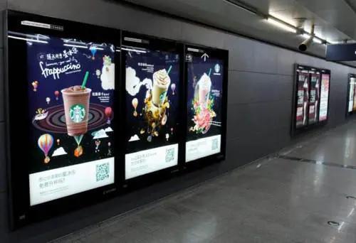 弱溶剂户外写真机 赋能广告产业，开启喷绘写真多元化新篇章